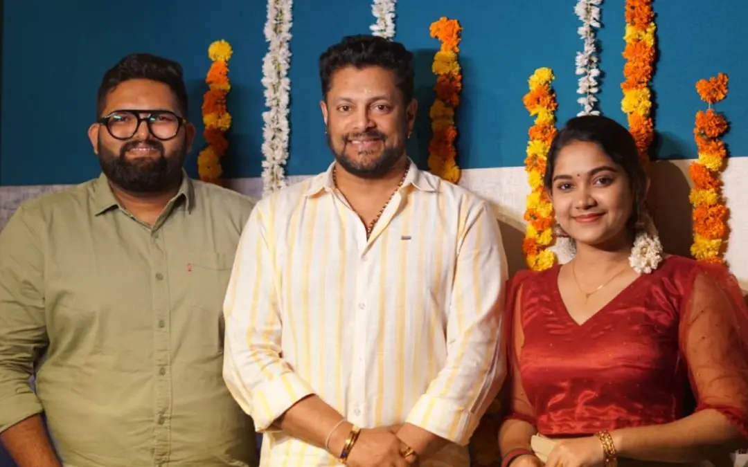 ഗൗതം വിൻസെന്റ്, മധു ബാലകൃഷ്ണൻ, സോണി മോഹൻ