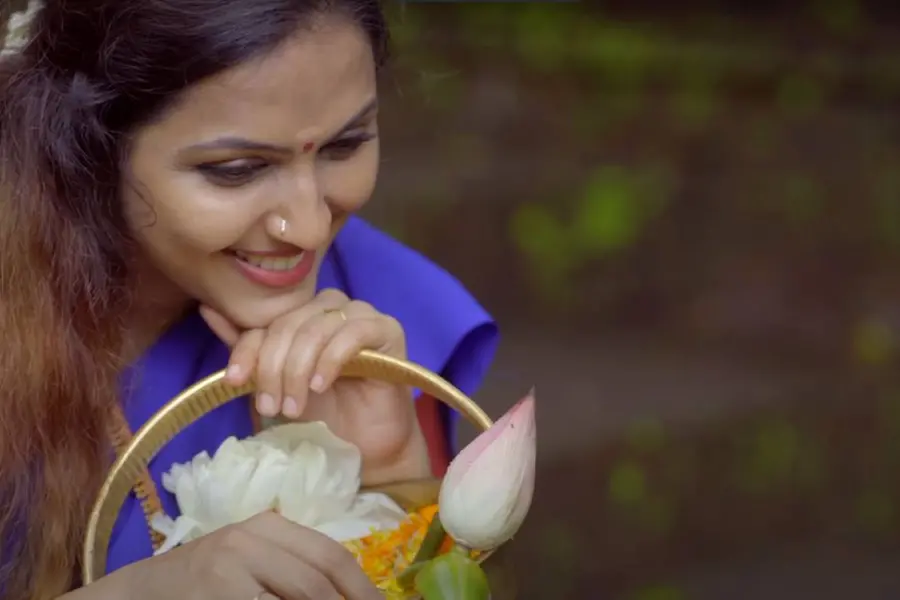 ഓണത്തിന്റെ മനോഹാരിതയുമായി 'അമ്പലപ്പൊയ്ക'; വീഡിയോ