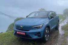 മഞ്ഞിൽ, ലോണാവാലയുടെ മനമറിഞ്ഞ് ഗ്രീൻ വോൾവോ