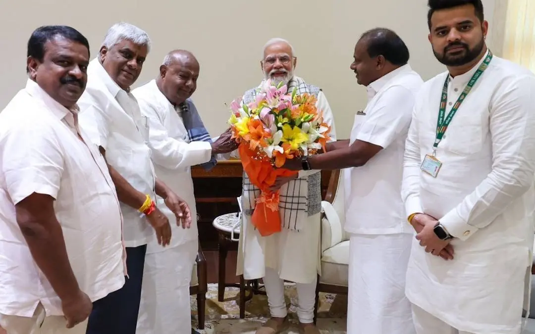 ജെ.ഡി.എസ്. നേതാക്കള് പ്രധാനമന്ത്രിയെ കണ്ടപ്പോള് | Photo: Twitter/ @hd_kumaraswamy