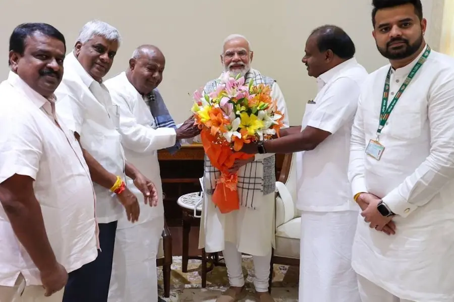 പ്രധാനമന്ത്രിയെ കണ്ട് ദേവഗൗഡ, JDS നേതാക്കള്‍ കൂട്ടത്തോടെ ഡല്‍ഹിയില്‍; സീറ്റ് ചര്‍ച്ചയെന്ന് സൂചന