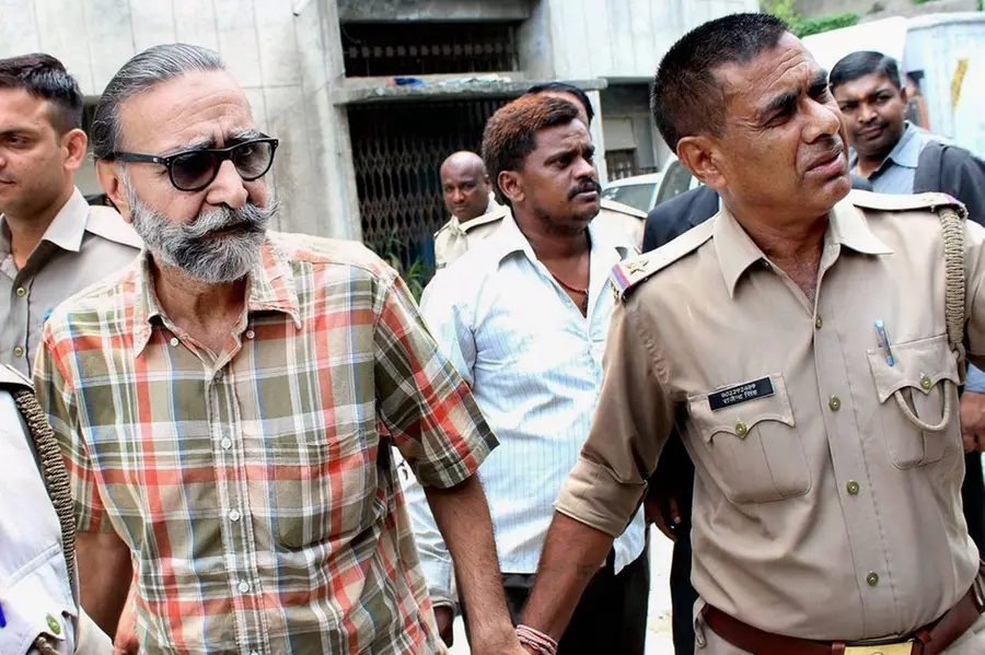 അഴുക്കുചാലില് അസ്ഥികള്, രാജ്യത്തെ നടുക്കിയ നിഥാരി; പ്രതികള് ശിക്ഷയില്നിന്ന് ഒഴിവായതെങ്ങനെ?