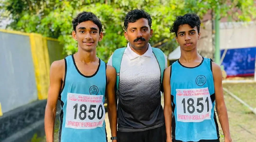 മുഹമ്മദ് അമീന്‍, കോച്ച് ആമിര്‍ സുഹൈല്‍, മുഹമ്മദ് ജസീല്‍