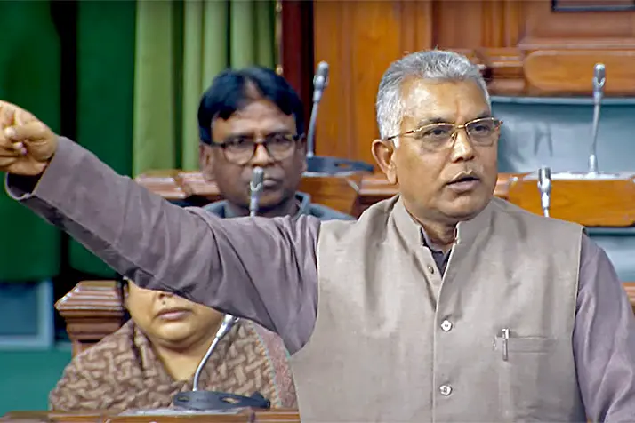 ഇന്ത്യയുടെ പേര് ഭാരതം എന്നാക്കും, താല്‍പര്യമില്ലാത്തവര്‍ക്ക് രാജ്യം വിട്ടുപോകാമെന്ന് ബിജെപി നേതാവ്