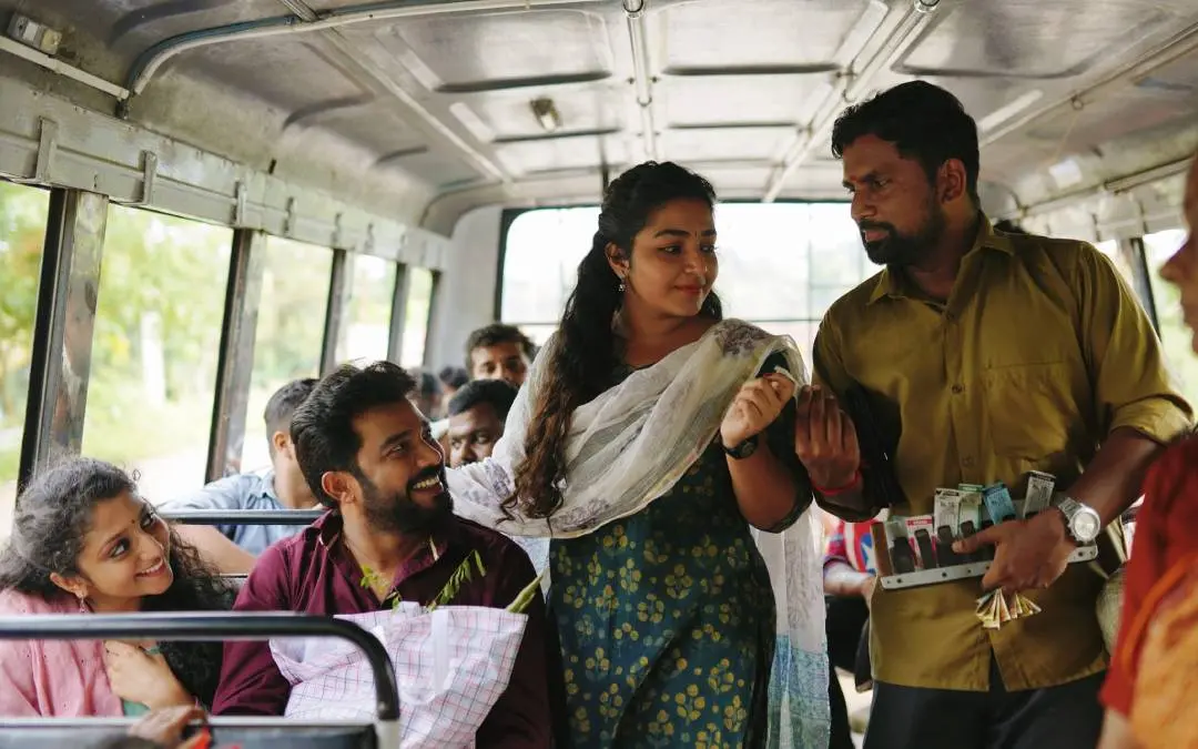 മധുര മനോഹര മോഹം എന്ന ചിത്രത്തിൽ നിന്നൊരു രംഗം | ഫോട്ടോ: www.facebook.com/jai.vishnu.946954