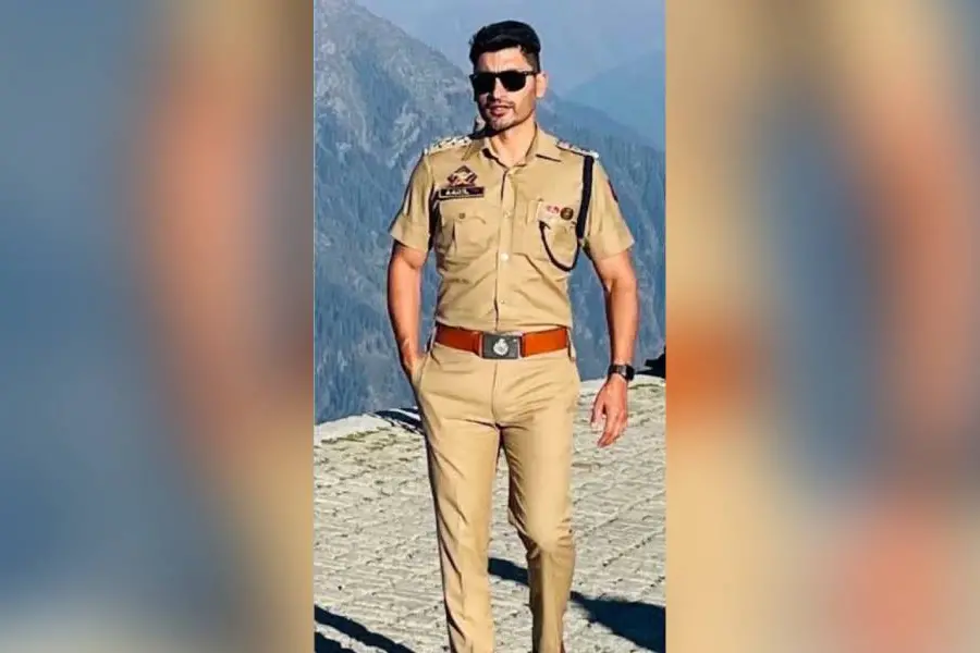 അഴിമതി, കള്ളപ്പണം വെളുപ്പിക്കല്; ജമ്മു കശ്മീരില് ഉന്നത പോലീസ് ഉദ്യോഗസ്ഥന് പിടിയില്