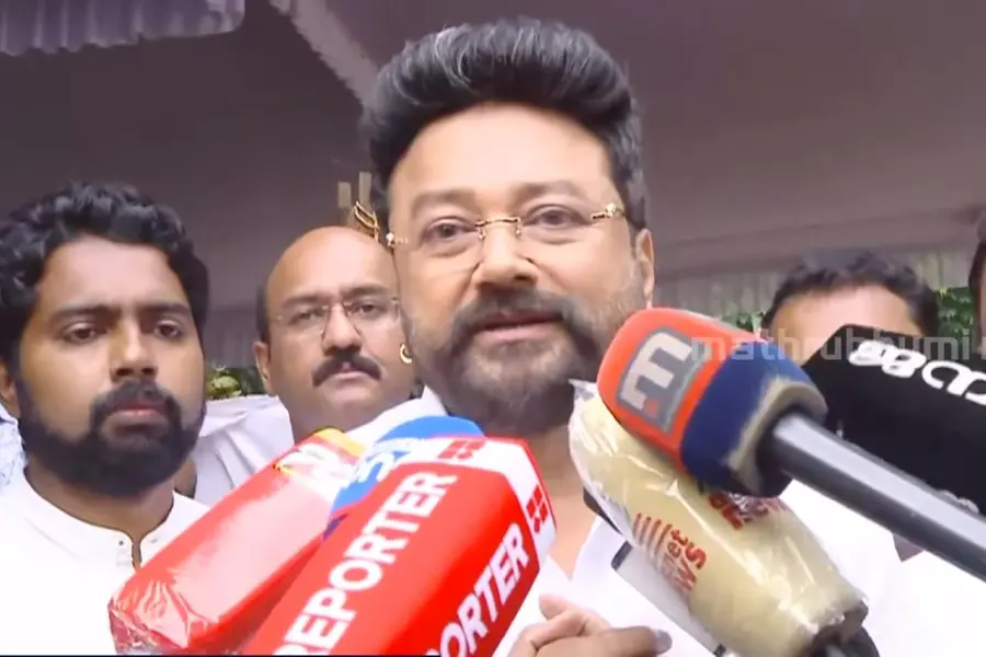 ആ ദുഃഖം എനിക്കറിയാം, എന്റെ 24 പശുക്കളാണ് ഒറ്റയടിക്ക് പോയത്; കുട്ടിക്കര്ഷകര്ക്ക് സഹായവുമായി ജയറാം