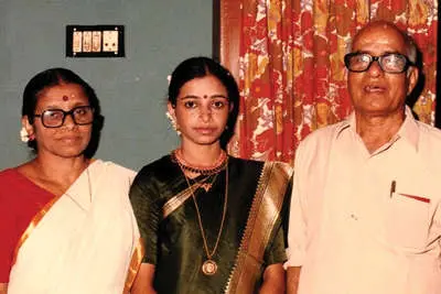 ‘ഓർമകളിൽ നിറയുന്നത് പുസ്തകങ്ങൾക്കിടയിലെ അച്ഛൻ’: എൻ.വി.കൃഷ്ണവാര്യരുടെ മകൾ ഡോ. വാണി കൃഷ്ണവാര്യർ
