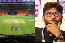 സൗജന്യ ടിക്കറ്റ്,ഇന്ത്യ-പാക് മത്സരമാണെന്ന് തെറ്റിദ്ധരിപ്പിച്ചിട്ടും ആളെത്തിയില്ല; ഇത് അപകടം- മേവാനി