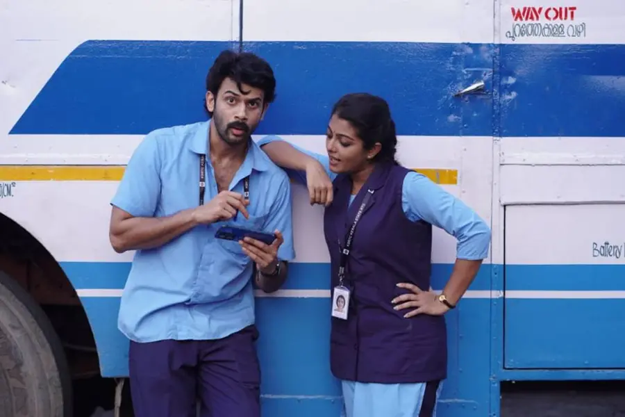 കണ്ടക്ടറായി ആൻസൺ പോൾ എത്തുന്ന 'റാഹേൽ മകൻ കോര'; റിലീസ് തീയതി പ്രഖ്യാപിച്ചു