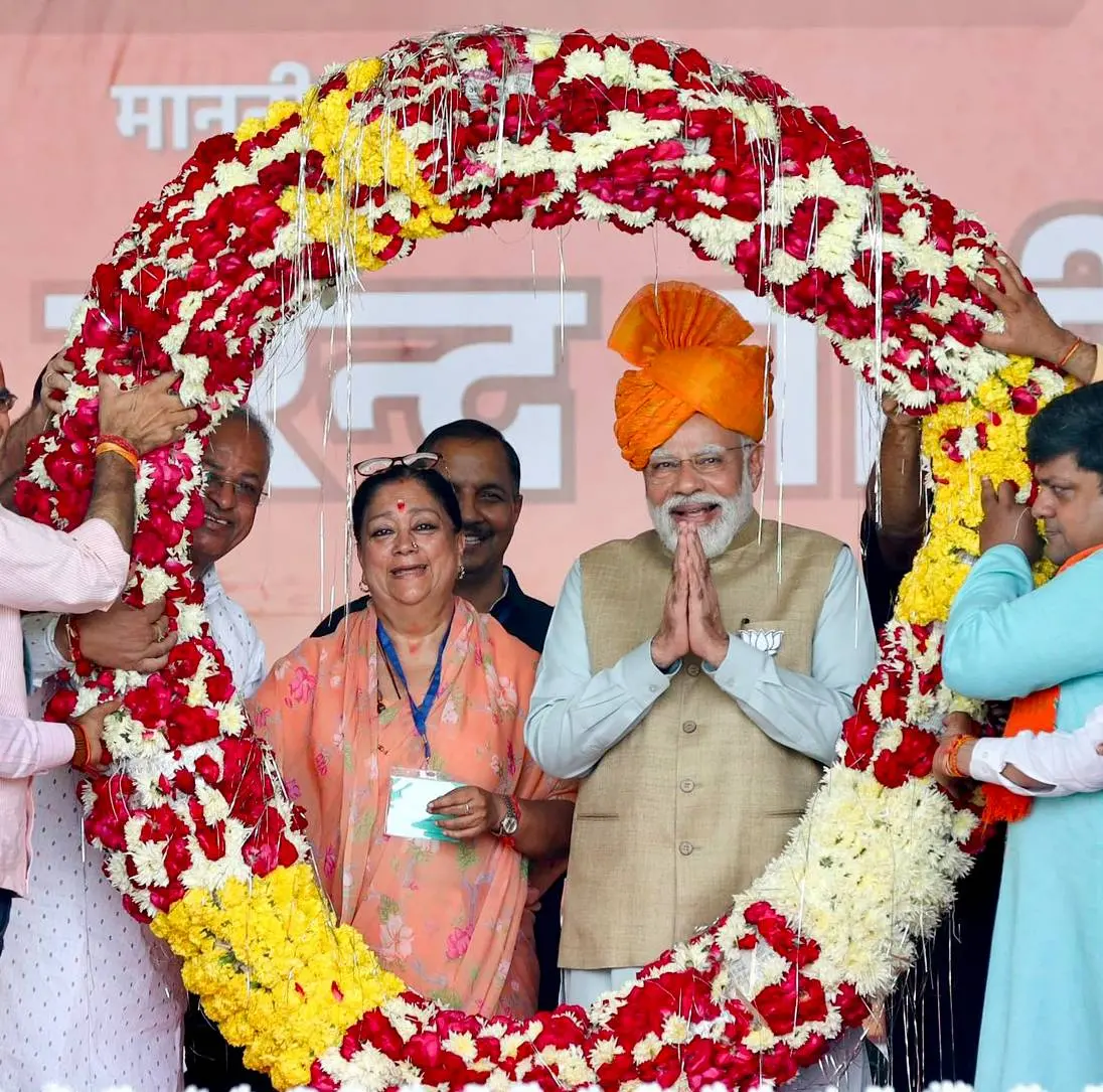 മോദിയും വസുന്ധരയും | Photo: ANI