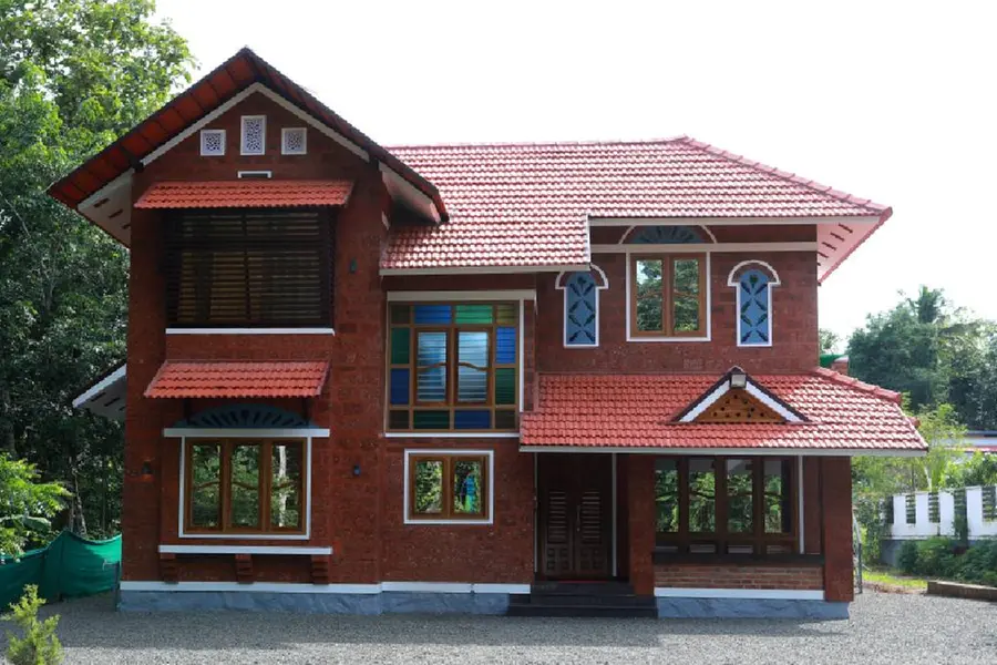 'ഇതെന്താ തേക്കാത്ത വീടോ' എന്നു ചോദിച്ചവരൊക്കെ ഒടുക്കം പറഞ്ഞു, ഞങ്ങൾക്കും പണിയണം ഇതുപോലൊന്ന്!