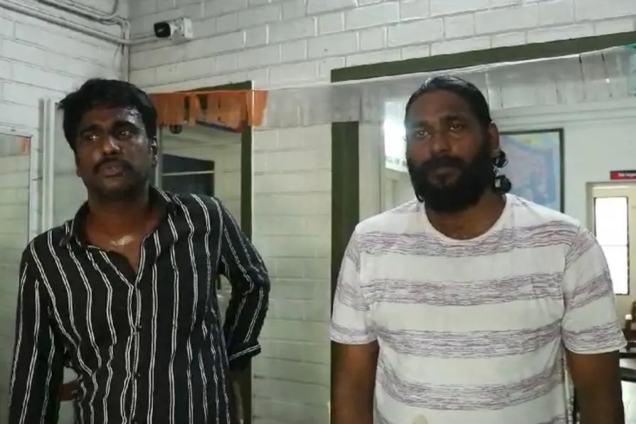 കാപ്പ ചുമത്തി നാടുകടത്തിയ ഗുണ്ട കവണ കൊണ്ട് ബസിന്റെ ചില്ല് പൊട്ടിച്ചതിന് പിടിയില്‍