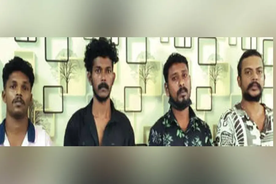 വാങ്ങിയ പാര്‍സലില്‍ ചില്ലിച്ചിക്കന്‍ ഇല്ലെന്ന് പരാതി, ഹോട്ടലുടമയെ വെട്ടിപരിക്കേല്‍പ്പിച്ചു
