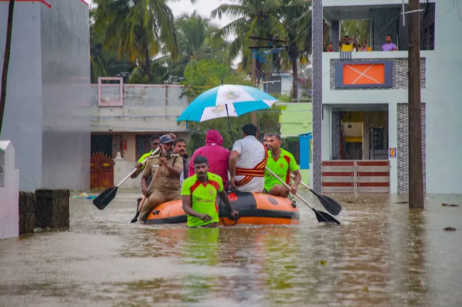 തമിഴ്നാട്ടില് ഏഴ് ദിവസം മഴ തുടരുമെന്ന് കാലാവസ്ഥാ പ്രവചനം; തെക്കന് ജില്ലകളില് ജനം ദുരിതത്തില്