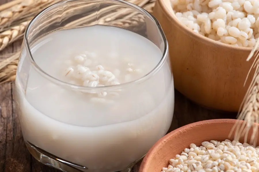 ശരീരഭാരം നിയന്ത്രിക്കാനും ബാര്ലി വെള്ളം ശീലമാക്കാം; ഇതൊക്കെയാണ് ഗുണങ്ങള്