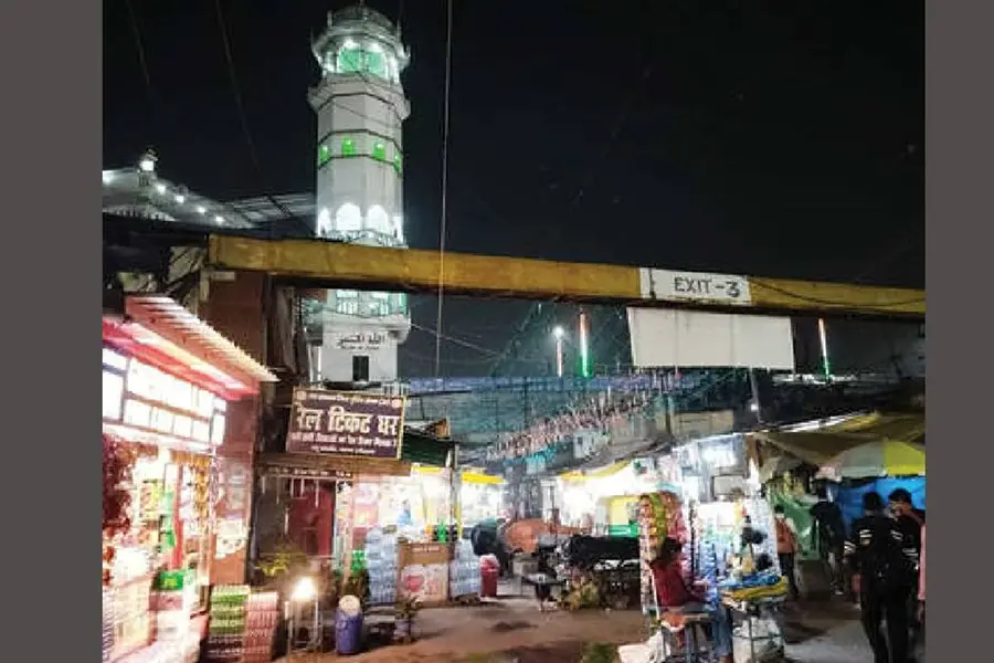 എന്നും പിന്നിലാവാന് ഞങ്ങള്ക്ക് വയ്യ; ഉച്ചക്കഞ്ഞിക്കുവേണ്ടി മാത്രമാവരുത് സ്കൂള് വിദ്യാഭ്യാസം