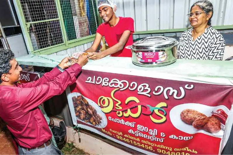 ഒഴിവുകാലത്ത് സംരംഭകനാകാൻ ഒൻപതാംക്ലാസുകാരൻ: ഇയാന്റെ തട്ടുകട ഹിറ്റ്