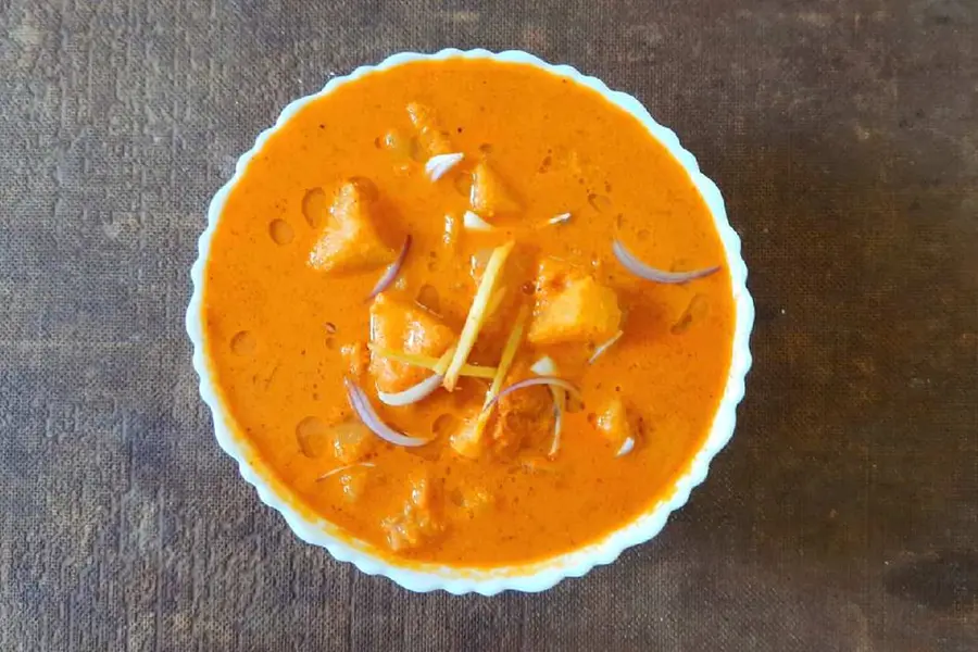 ഊണ് കുശാലാക്കാന് കടച്ചക്ക കൊണ്ടുള്ള ' അല്ലെ - പിയാവ ഘശി ' ഉണ്ടാക്കാം