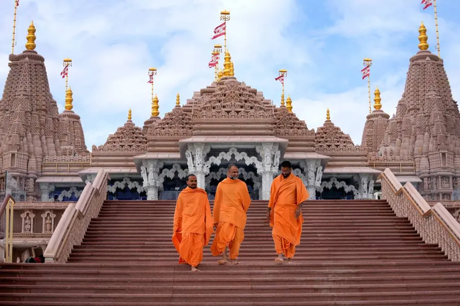 ഒരുങ്ങി ബാപ്സ് ഹിന്ദുശിലാക്ഷേത്രം