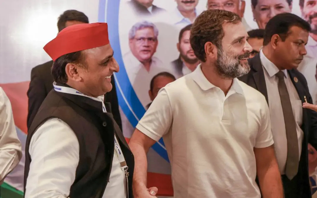 രാഹുല് ഗാന്ധിയും അഖിലേഷ് യാദവും | Photo: PTI