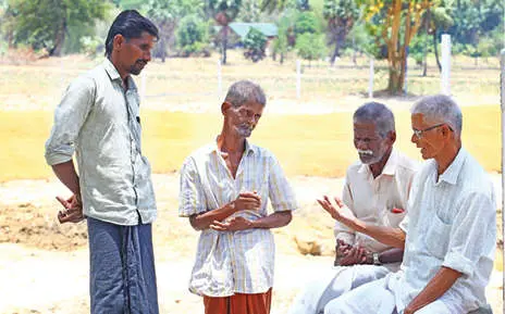 വേനോലി എളമ്പരക്കാട് നിവാസികളും കർഷകരുമായ എസ്. സുധീഷ്, കെ. രാമസ്വാമി, കെ. സുകുമാരൻ, വി. ജയദേവൻ എന്നിവർ തിരഞ്ഞെടുപ്പ് ചർച്ചയിൽ