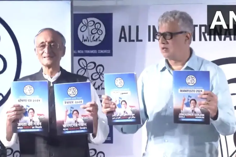 പത്ത് സൗജന്യ ഗ്യാസ് സിലിണ്ടര്, അഞ്ച് കിലോ റേഷന്, സി.എ.എ റദ്ദാക്കും -തൃണമൂല് പ്രകടനപത്രിക പുറത്ത്