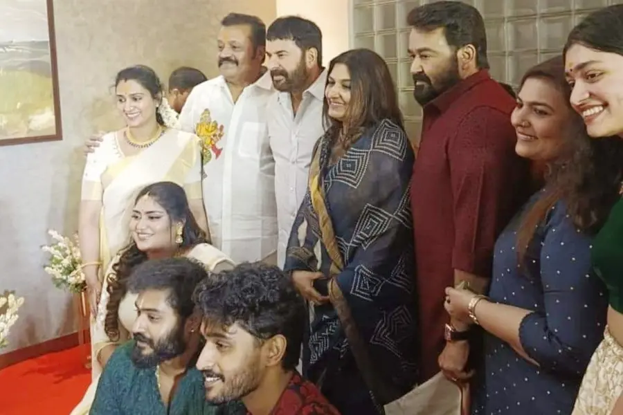 വിവാഹത്തലേന്ന് കുടുംബസമേതമെത്തി;സുരേഷ് ഗോപിയുടെ മകള്ക്ക് ആശംസ നേര്ന്ന് മമ്മൂട്ടിയും മോഹന്ലാലും