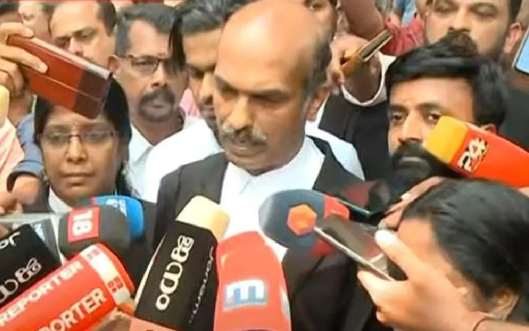 പബ്ലിക് പ്രോസിക്യൂട്ടര് പ്രതാബ് ജി.പടിക്കല്|photo:screengrab/mathrubhumi news
