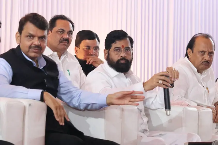 മഹാരാഷ്ട്രയെ ചൂടുപിടിപ്പിച്ച് സോയാബീനും; ഷിന്ദേ സര്‍ക്കാരിന് അഗ്നിപരീക്ഷ