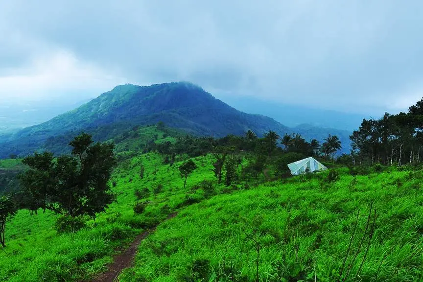 മഞ്ഞുമ്മല് ബോയ്സ് കണ്ടുകൊണ്ടിരിക്കെ ഞാനോര്ത്തത് ആ യാത്രയെ കുറിച്ചായിരുന്നു...