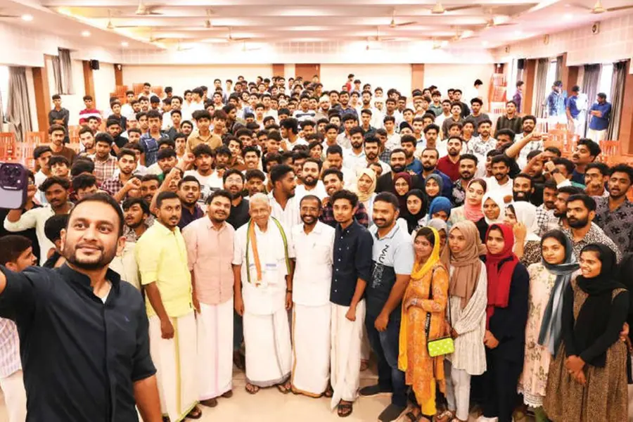ഇ.ടി.ക്കായി ന്യൂജന് വോട്ടേഴ്സ് മീറ്റ്