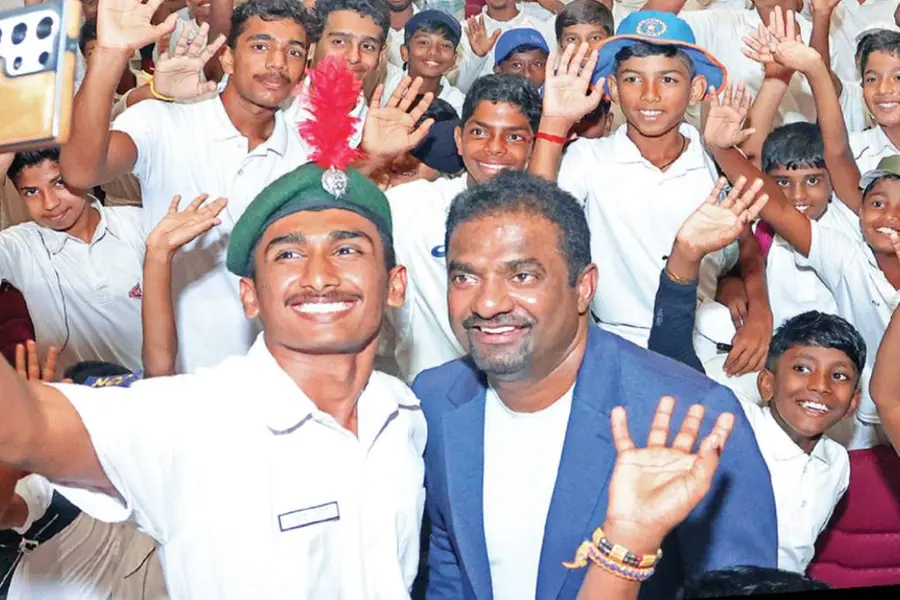 അപ്രതീക്ഷിത വിരമിക്കല്; കാരണം വെളിപ്പെടുത്തി മുത്തയ്യ മുരളീധരൻ, 'നേരിടാന് കടുപ്പം സെവാഗിനെ'