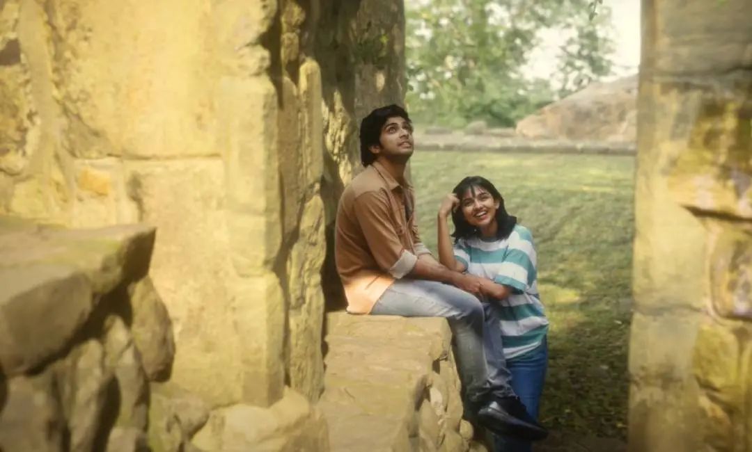 ഗാനരംഗത്തില്‍ നിന്നും