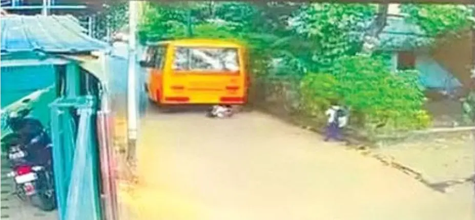 അപകടത്തിന്റെ ദൃശ്യങ്ങളിൽ നിന്നും