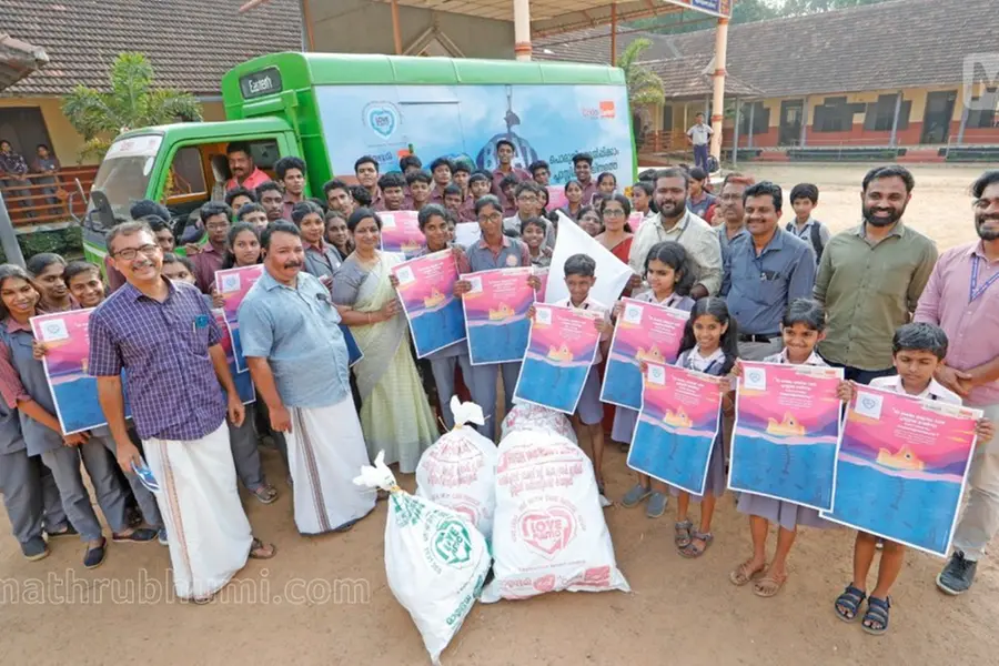 പ്ലാസ്റ്റിക് വലിച്ചെറിയാതിരിക്കാം, പ്രകൃതിയെ സംരക്ഷിക്കാം; മാതൃഭൂമി-ഈസ്റ്റേണ് ലവ് പ്ലാസ്റ്റിക് 2.0