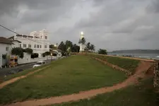 കൊളംബ് മാങ്ങയും പച്ചപ്പിന്റെ തണുപ്പും കറുവപ്പട്ടയുടെ സുഗന്ധവും സഞ്ചാരിയെ മാടിവിളിക്കുമ്പോള്‍...