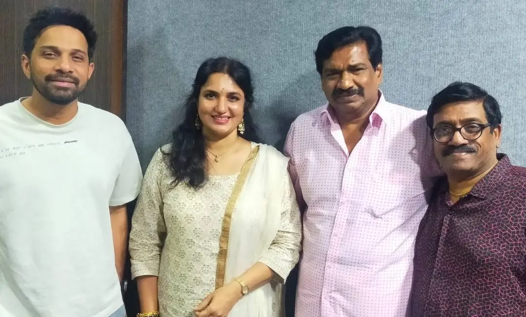 കാര്ത്തിക്, സുകന്യ, ടി.എസ് സുരേഷ് ബാബു, ശരത്