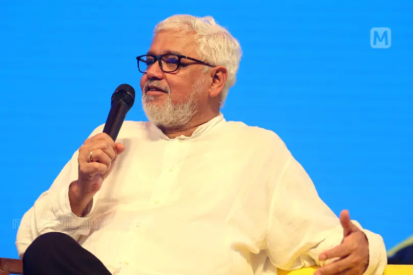 അമിതാവ് ഘോഷിന് ഇറാസ്മസ് പ്രൈസ്