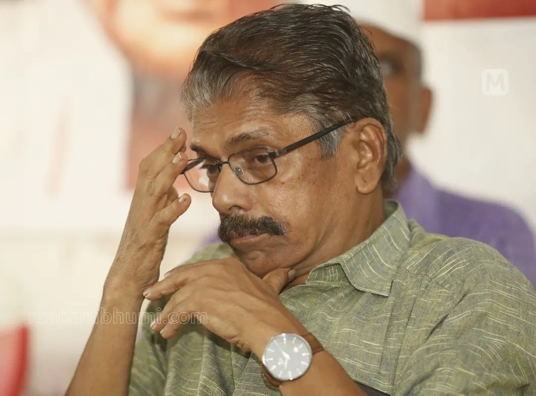 യു.കെ. കുമാരന്