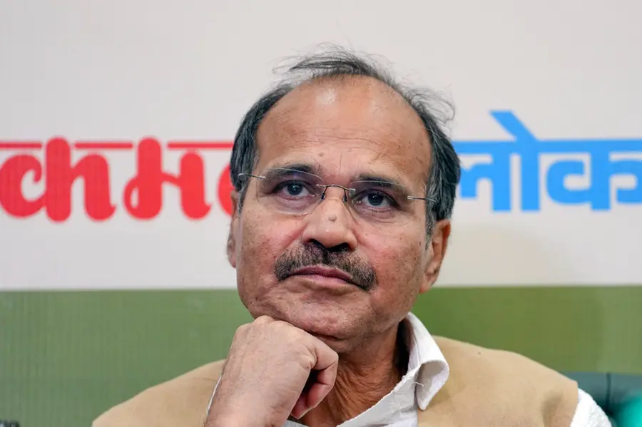 'ഇന്ത്യയിൽ മംഗലോയിഡുകളുണ്ട്, നെഗ്രിറ്റോകളുണ്ട്'; പിത്രോദയെ ന്യായീകരിച്ച് അധീർ, വംശീയതയാരോപിച്ച് BJP