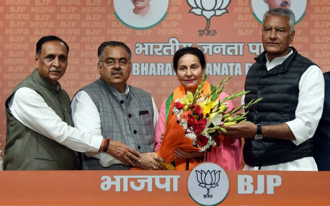പ്രണീത് കൗര് ബി.ജെ.പി. അംഗത്വമെടുത്തപ്പോള് | Photo: ANI