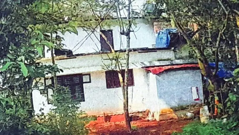 ആര്. ശങ്കര് മെമ്മോറിയല് കോളേജിനുസമീപത്തെ വീട്