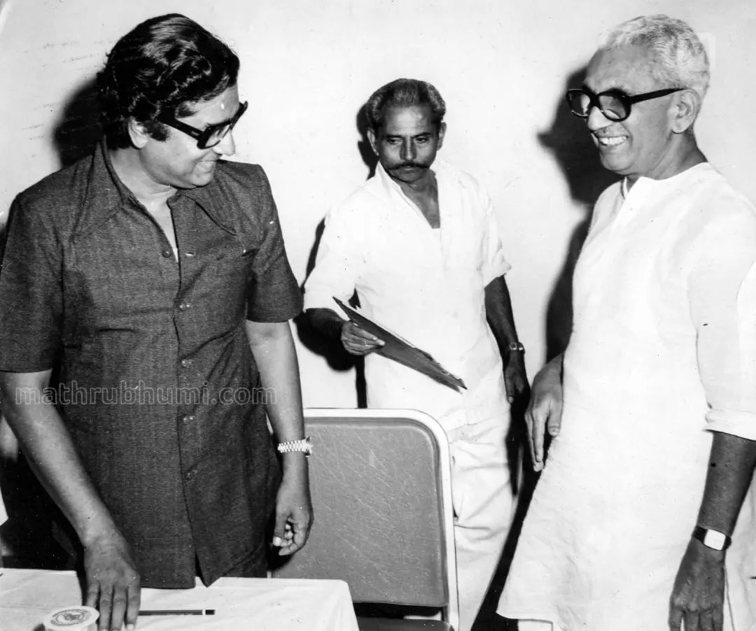 പ്രേംനസീറും കെ. കരുണാകരനും. ഫോട്ടോ: മാതൃഭൂമി ആർക്കൈവ്സ്