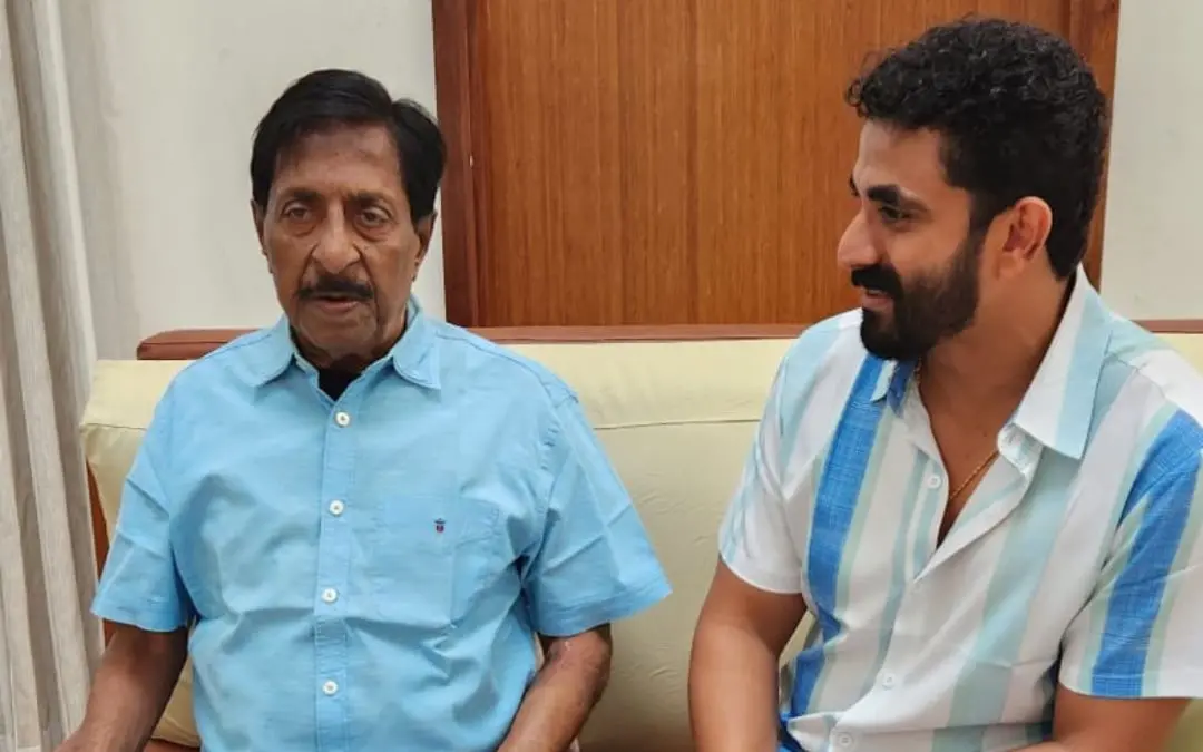 ശ്രീനിവാസനൊപ്പം കിരൺ കുമാർ