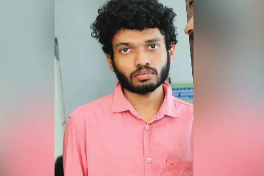 കടലക്കറിയിൽ വിഷം കലർത്തി അച്ഛനെ കൊന്നു; പ്രതിയായ യുവഡോക്ടർ നേപ്പാളിൽവെച്ച് മരിച്ചതായി ബന്ധുക്കൾ