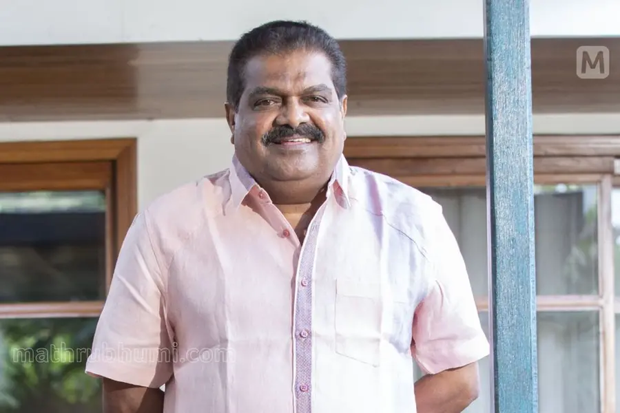 അമ്മയുടെ പേര് സ്വന്തം പേരിനൊപ്പം ചേർത്തയാൾ, ഗാന്ധിമതി ബാലൻ എന്ന ഹിറ്റ് സിനിമകളുടെ തോഴൻ