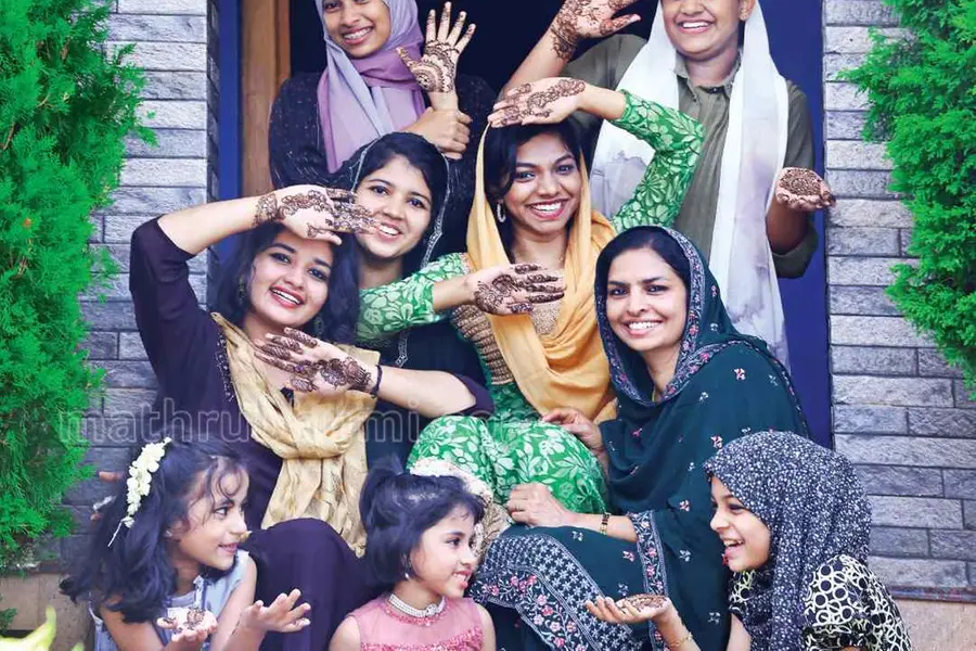 കൈനിറയെ മൈലാഞ്ചി മൊഞ്ച്; വിപണിയില് താരം ഓര്ഗാനിക് മെഹന്തി