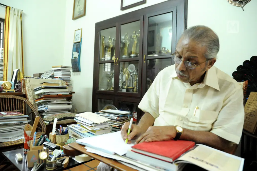 ഒ.എന്‍.വി. കുറുപ്പ് | ഫോട്ടോ: പ്രവീണ്‍ കുമാര്‍ വി.പി.