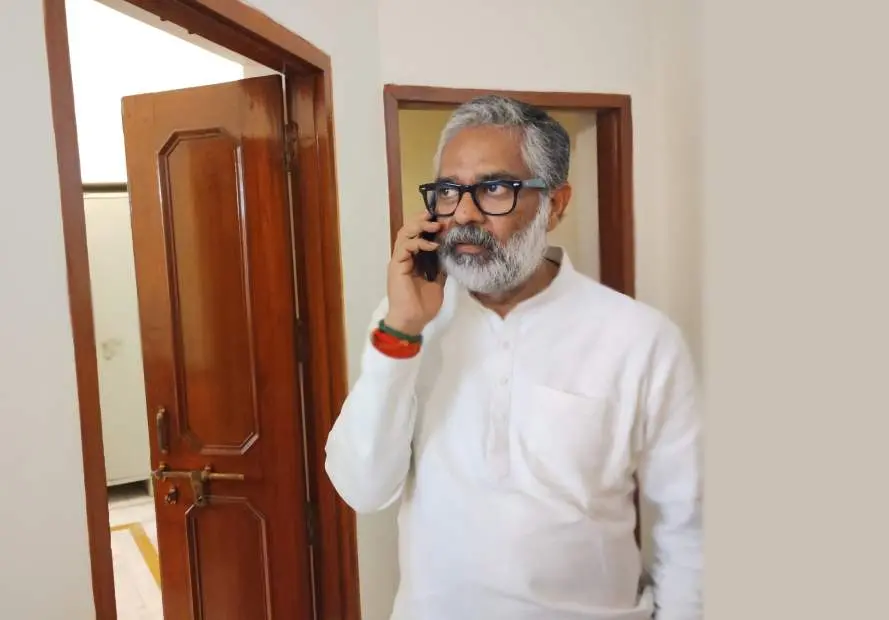 നീരജ് ശേഖര്